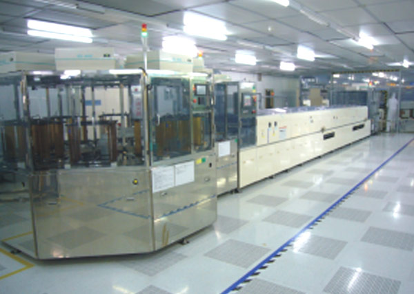  玻璃清洗機的幾種常見類型和功能有哪些？選擇合適的玻璃清洗機要注意什么？